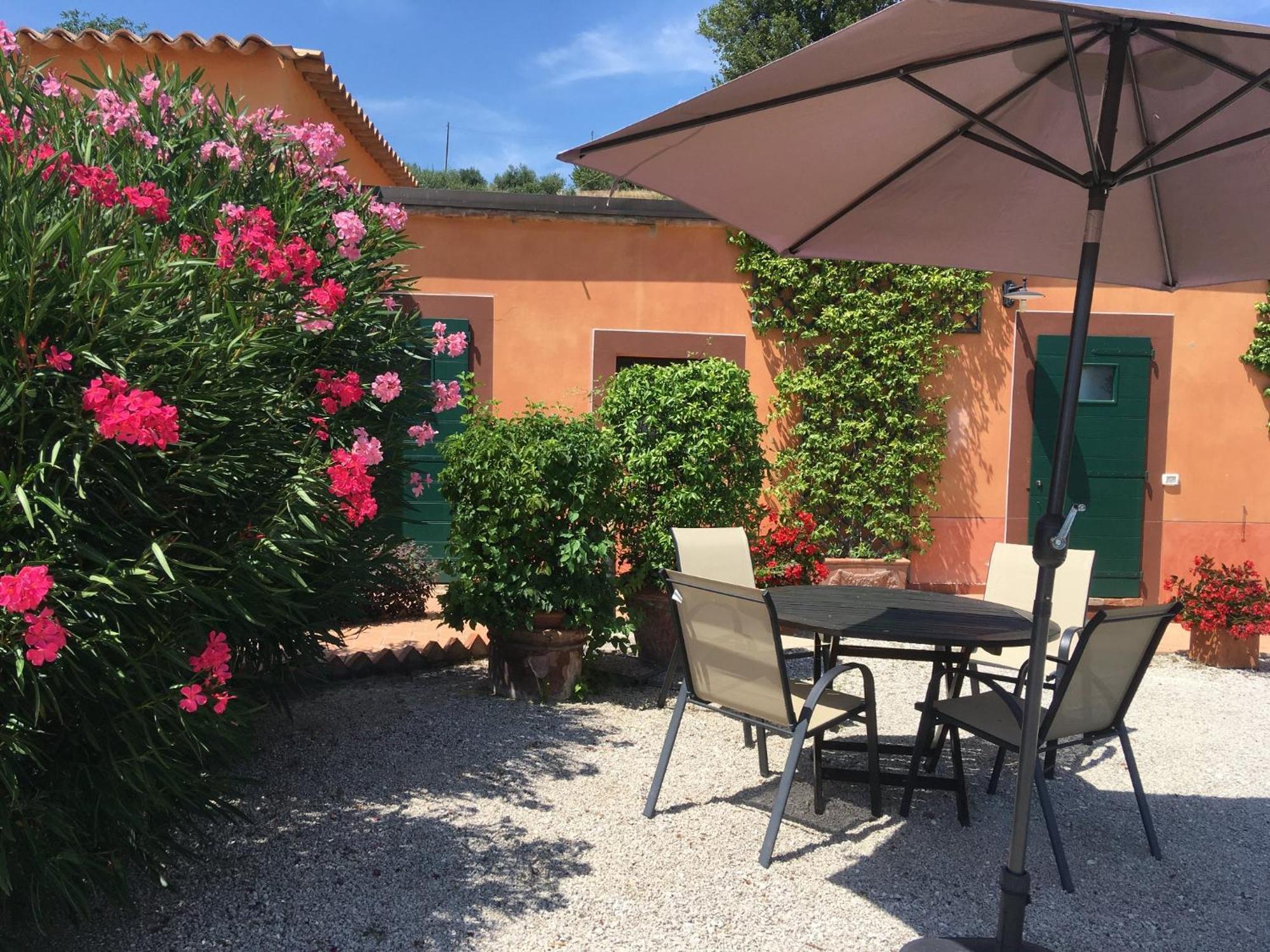 Villa Poggio Montali à Monte Roberto Extérieur photo
