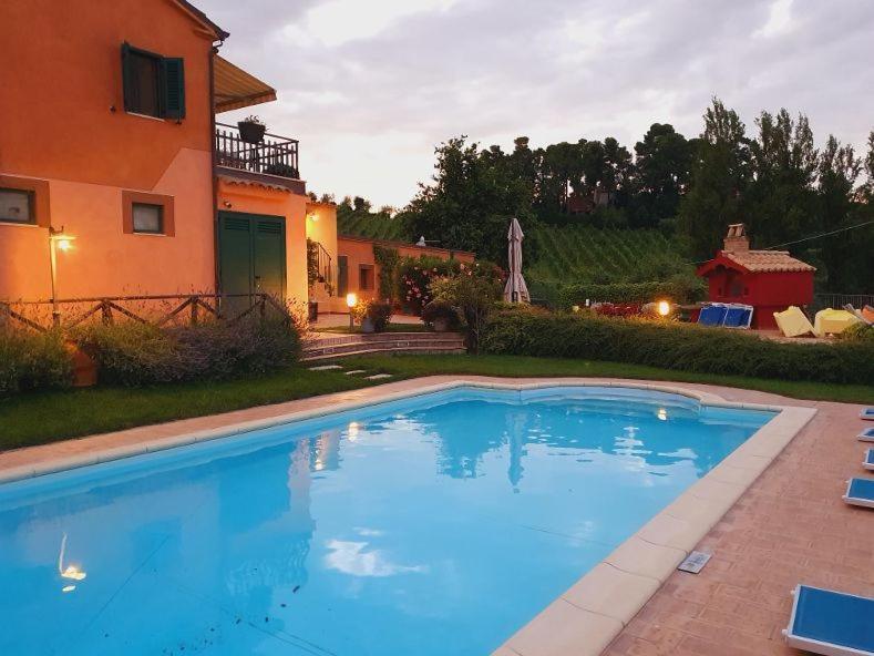 Villa Poggio Montali à Monte Roberto Extérieur photo