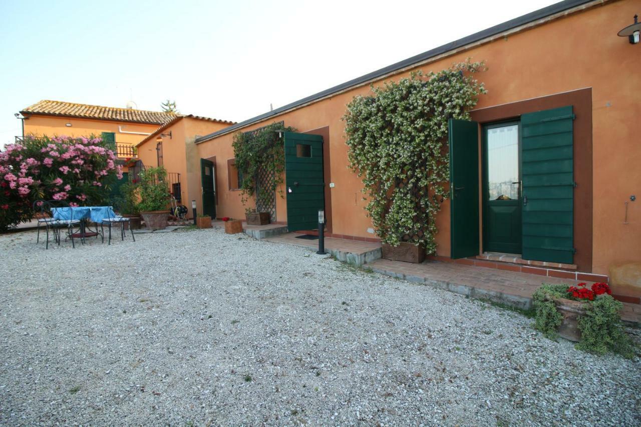 Villa Poggio Montali à Monte Roberto Extérieur photo